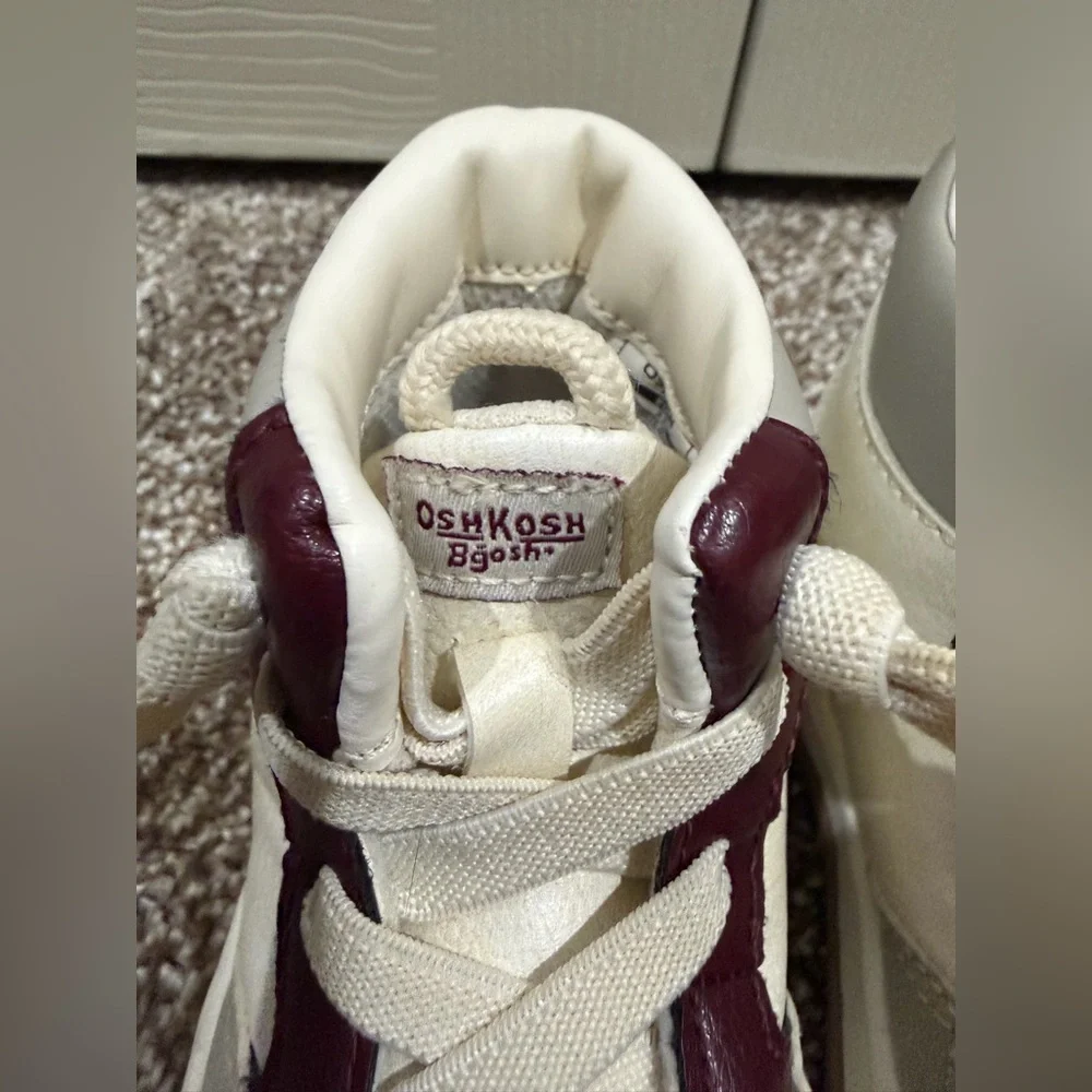 OshKosh B'Gosh Size 6M Toddler Sneakers